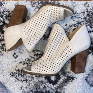 Lucky brand ankle boots size 9.5